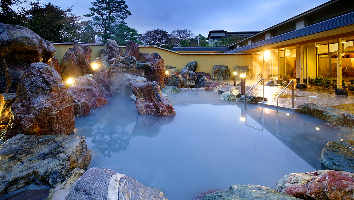 庭園大露天浴池