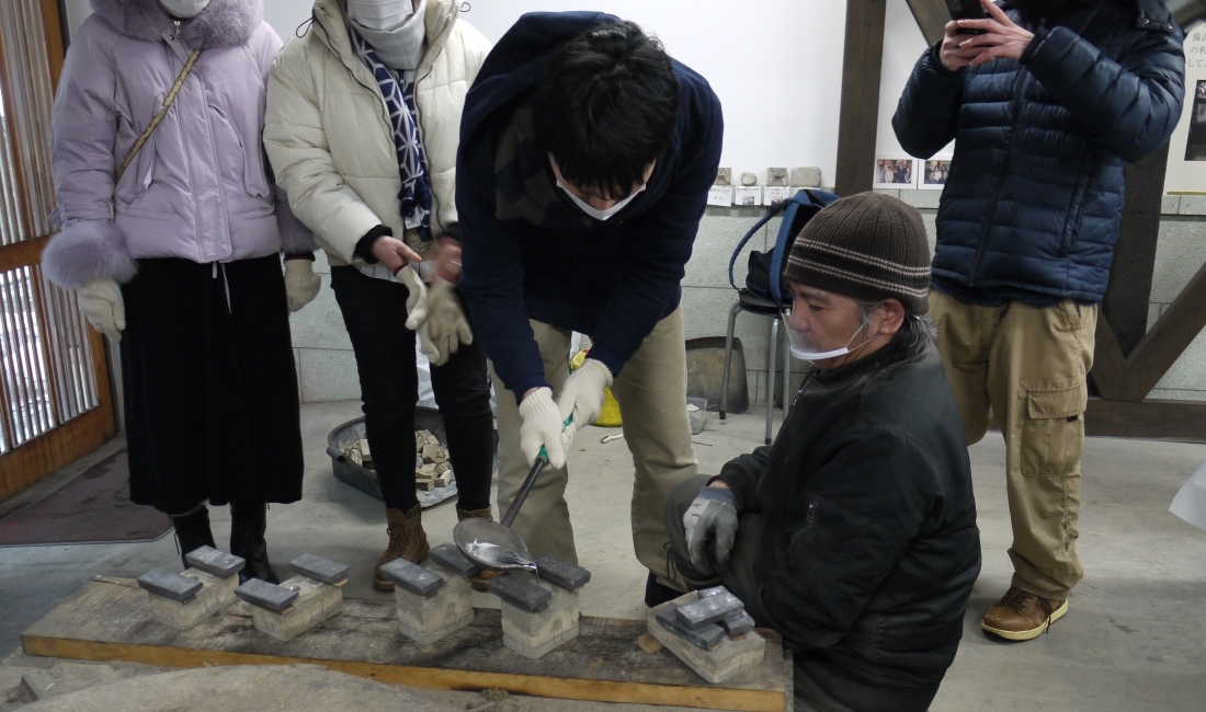 利三郎での鋳物体験